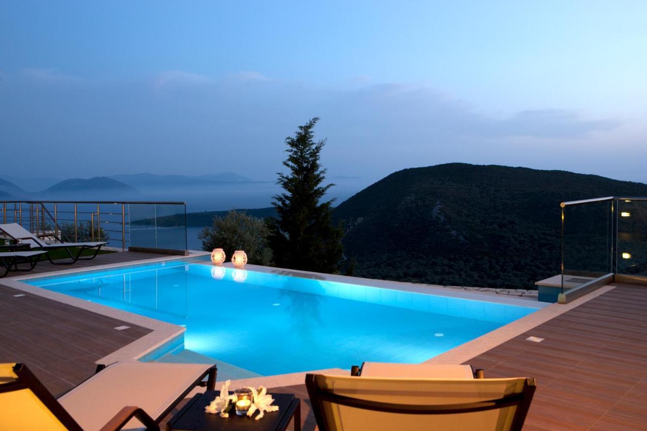 Heavenly Heights Villas By Kb Hospitality Evgiros Exterior photo